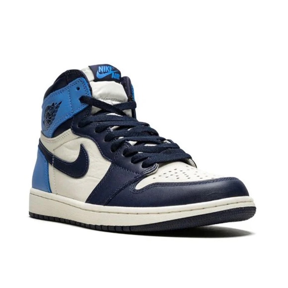 Air Jordan Retro High OG Obsidian/University Blue sneakers size